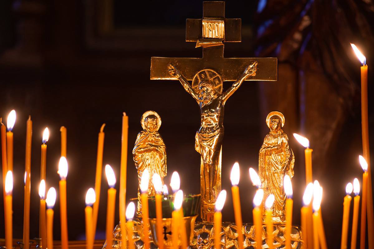 Заупокойное архиерейское богослужение в Благовещенском соборе г. Самары