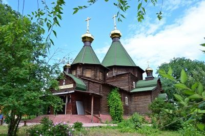 Храм в честь Трех Святителей