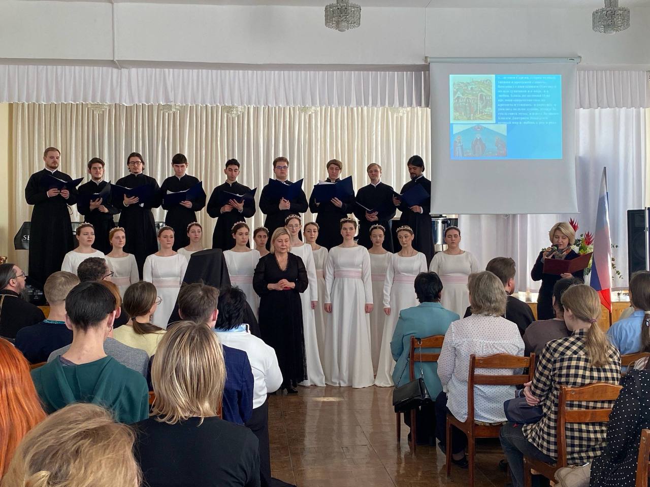 Сводный хор СамДС и СГСПУ выступили в Сызранском музыкальном училище 
