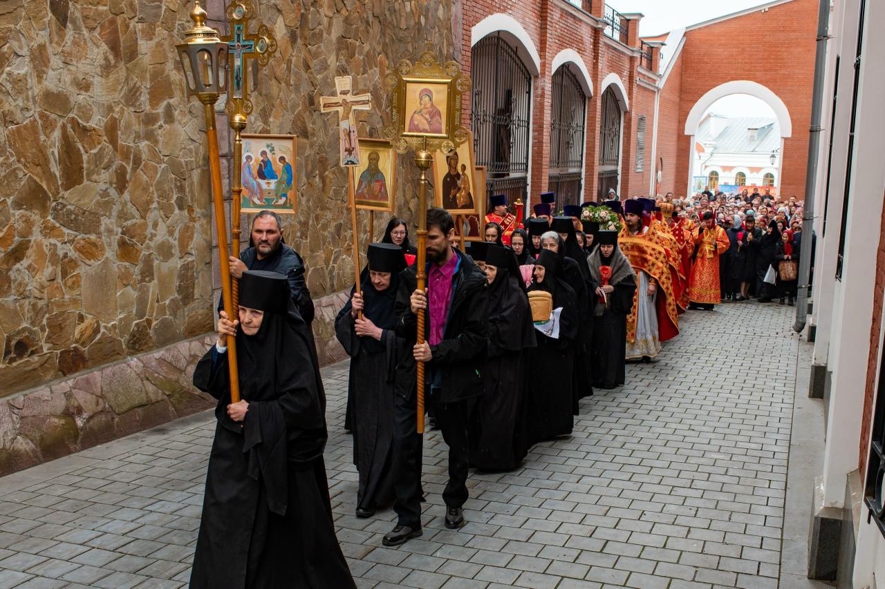 Престольный праздник в Иверском монастыре