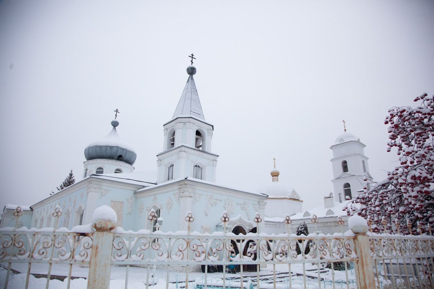 Божественная литургия в храме во имя Святителя Николая Чудотворца