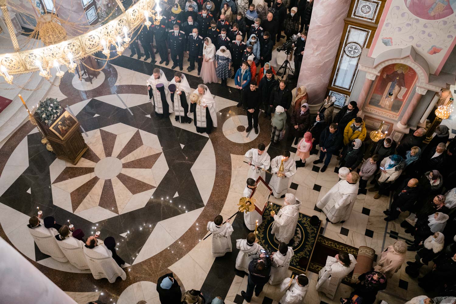 РОЖДЕСТВО ХРИСТОВО