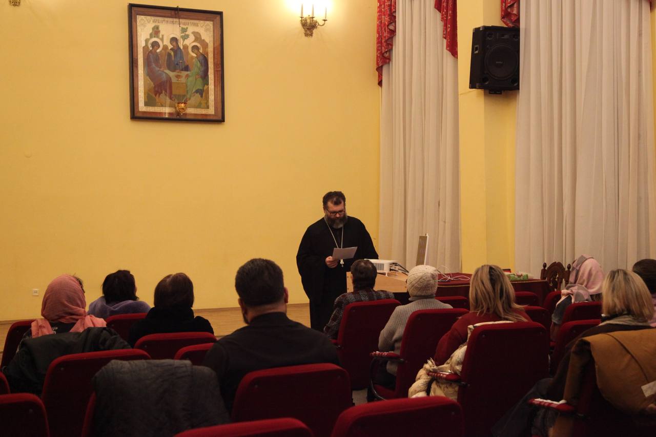 В Самарской духовной семинарии начались курсы повышения квалификации для  православных экскурсоводов и руководителей паломнических служб