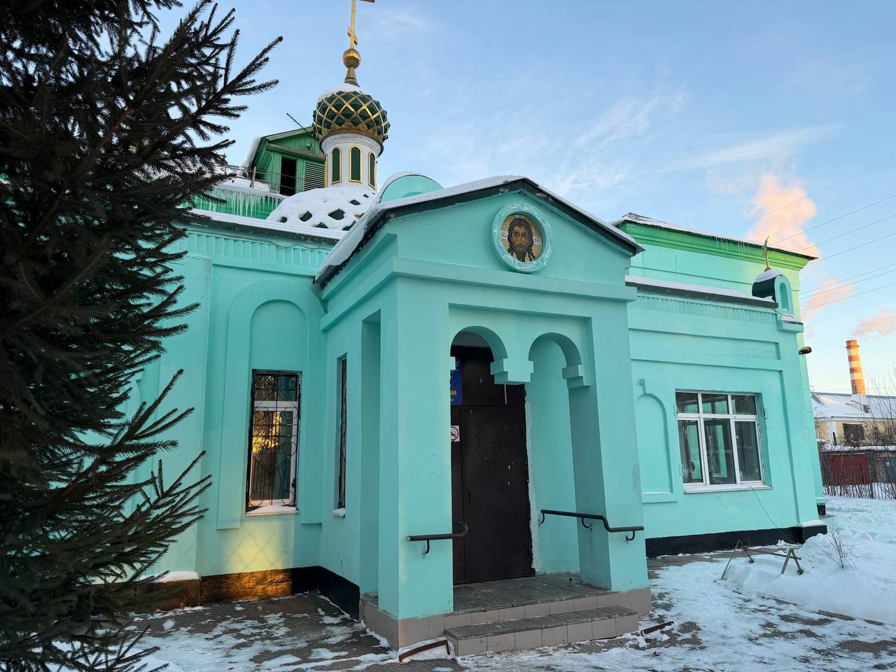 В Самаре обсудили вопросы реабилитации и поддержки участников СВО в церковном центре пробации