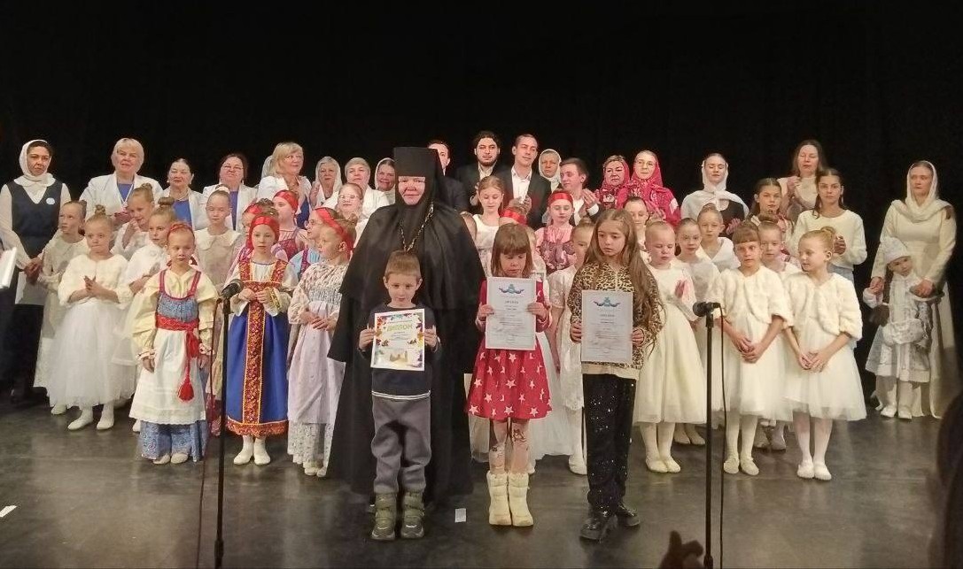 В Самарском Доме актера состоялся рождественский концерт Иверской гимназии