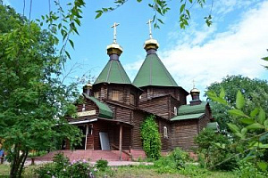 Храм в честь Трех Святителей