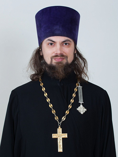 Иерей Артемий Викторович Мищенко 