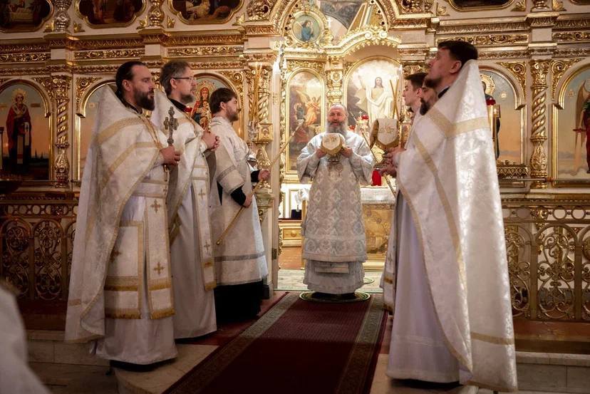 В Самарской митрополии прошли богослужения Лазаревой субботы