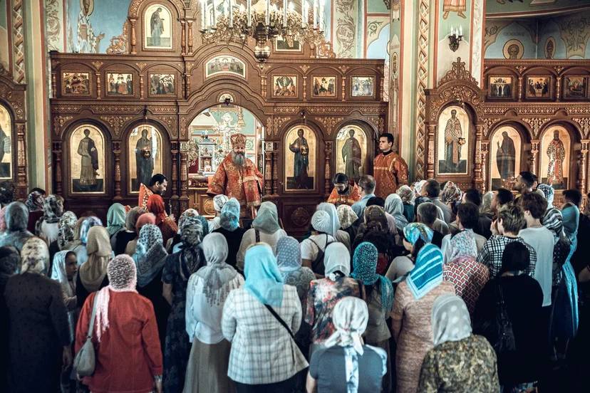 Митрополит Феодосий совершил Литургию в Благовещенском храме Самары