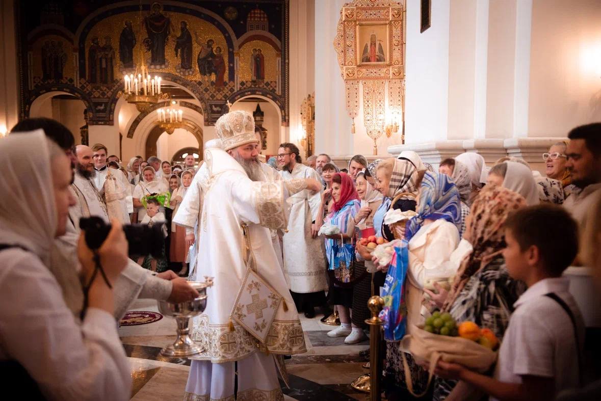 Соборное богослужение всех Архиереев Самарской митрополии в праздник Преображения Господня 