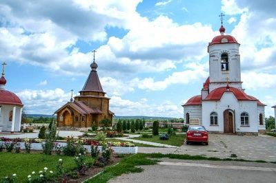 Заволжский мужской монастырь в честь Честного и Животворящего Креста Господня