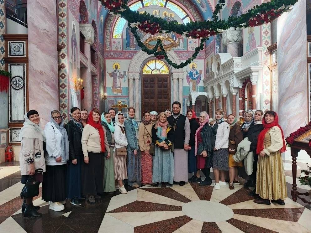 Завершение курса обучения руководителей паломнических служб и экскурсоводов в Самарской духовной семинарии