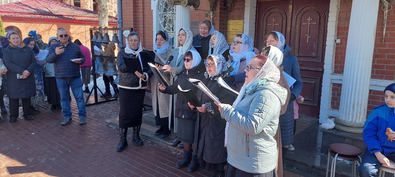 Молодежный фестиваль колокольного звона в храме в честь Пророка Иоанна Предтечи