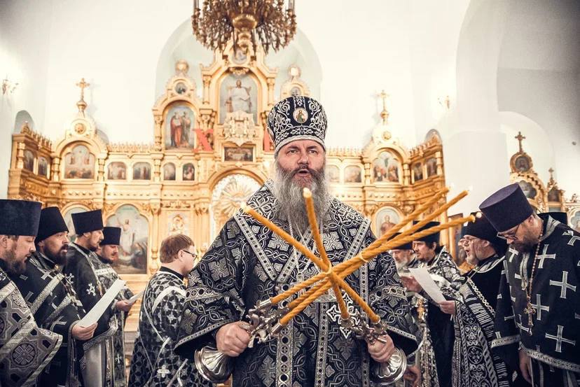 Литургия Преждеосвященных даров в храме князя Владимира