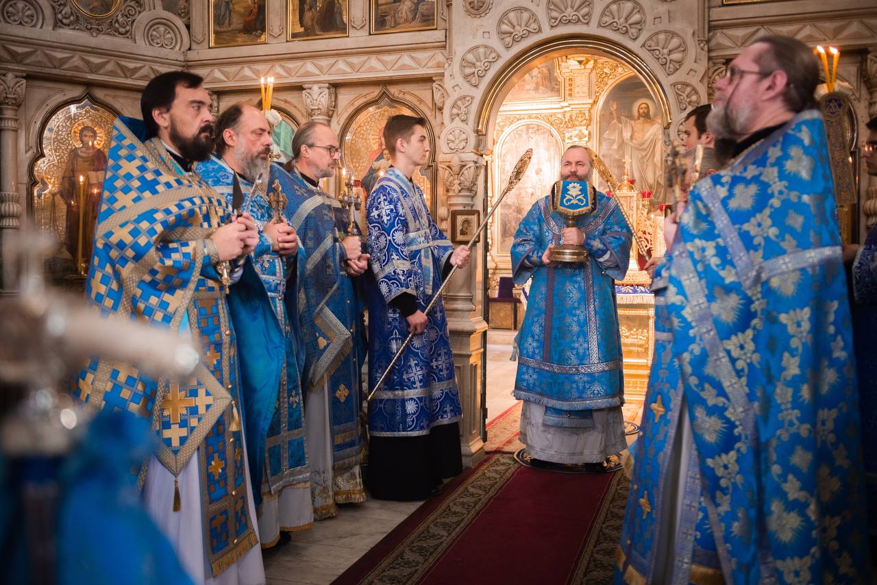 Престольный праздник в Покровском соборе 
