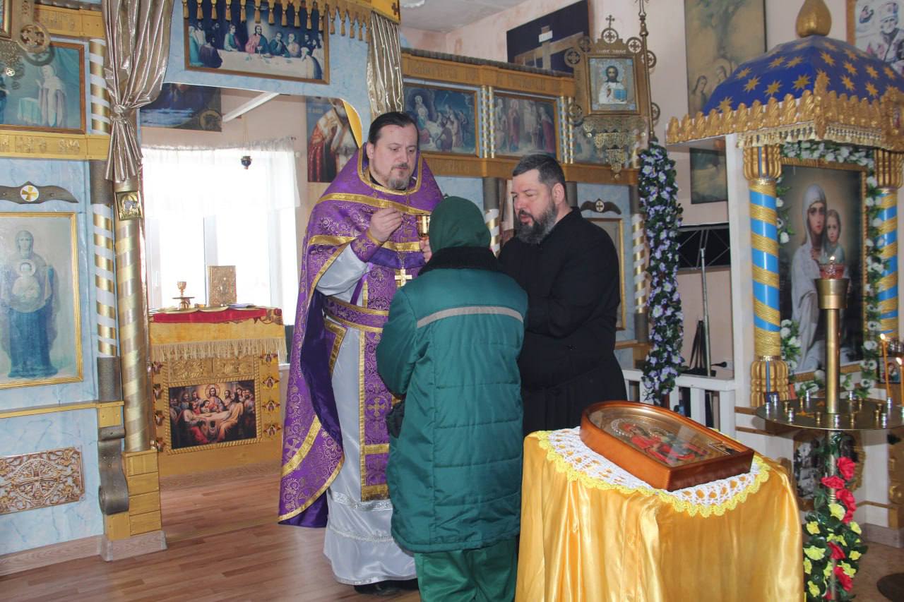 Тюремное служение: Божественная литургия в исправительной колонии №15