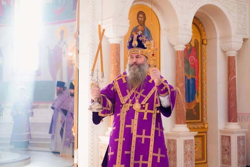 Литургия и панихида по усопшим в Софийском соборе