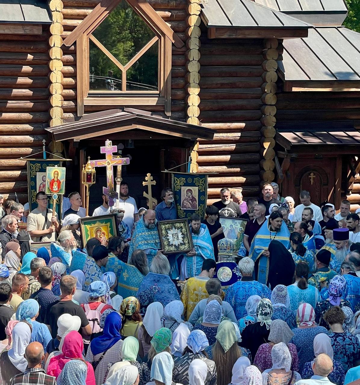 29-й Крестный ход с иконой Божией Матери «Избавительница от бед» завершился в Ташле