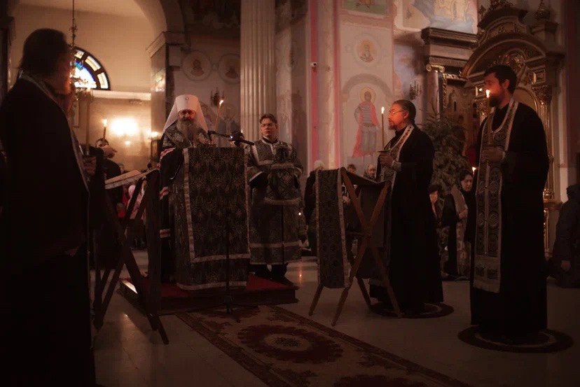 Великое повечерие с чтением покаянного канона в Кирилло-Мефодиевском соборе г. Самары