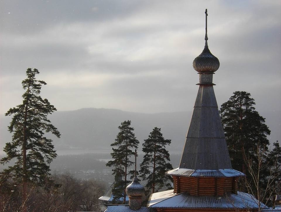 Документальный фильм «Высший подвиг» к 25-летию храма святых Новомучеников и Исповедников Церкви Русской